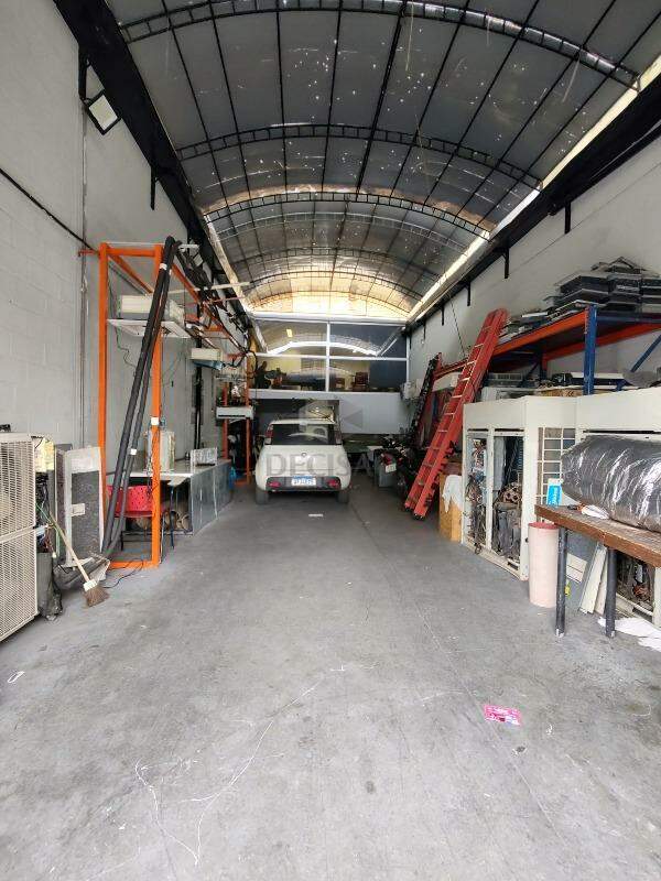 Galpão à venda no Santa Cruz: 