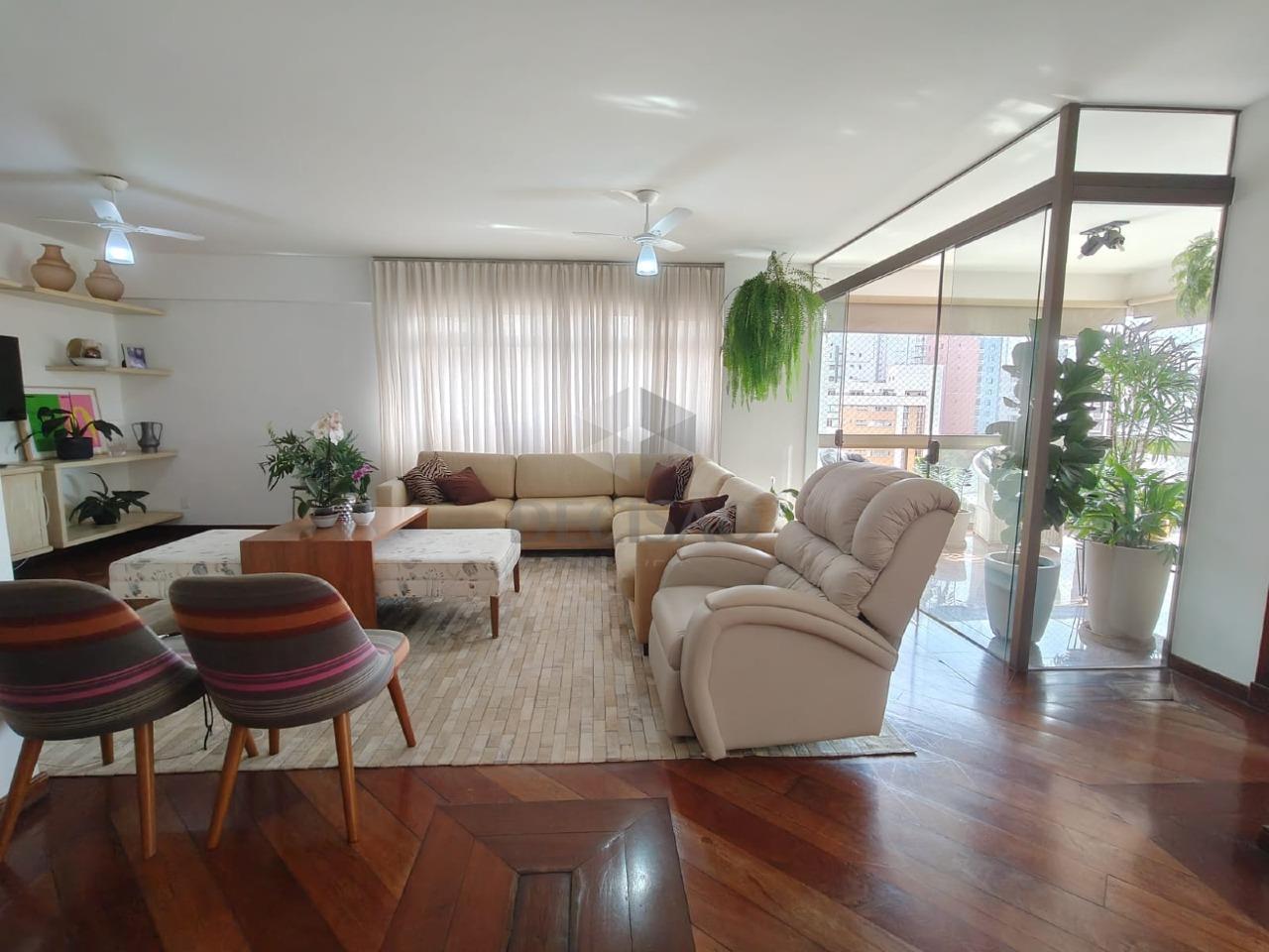 Apartamento 4 Quartos à venda no Funcionarios: 