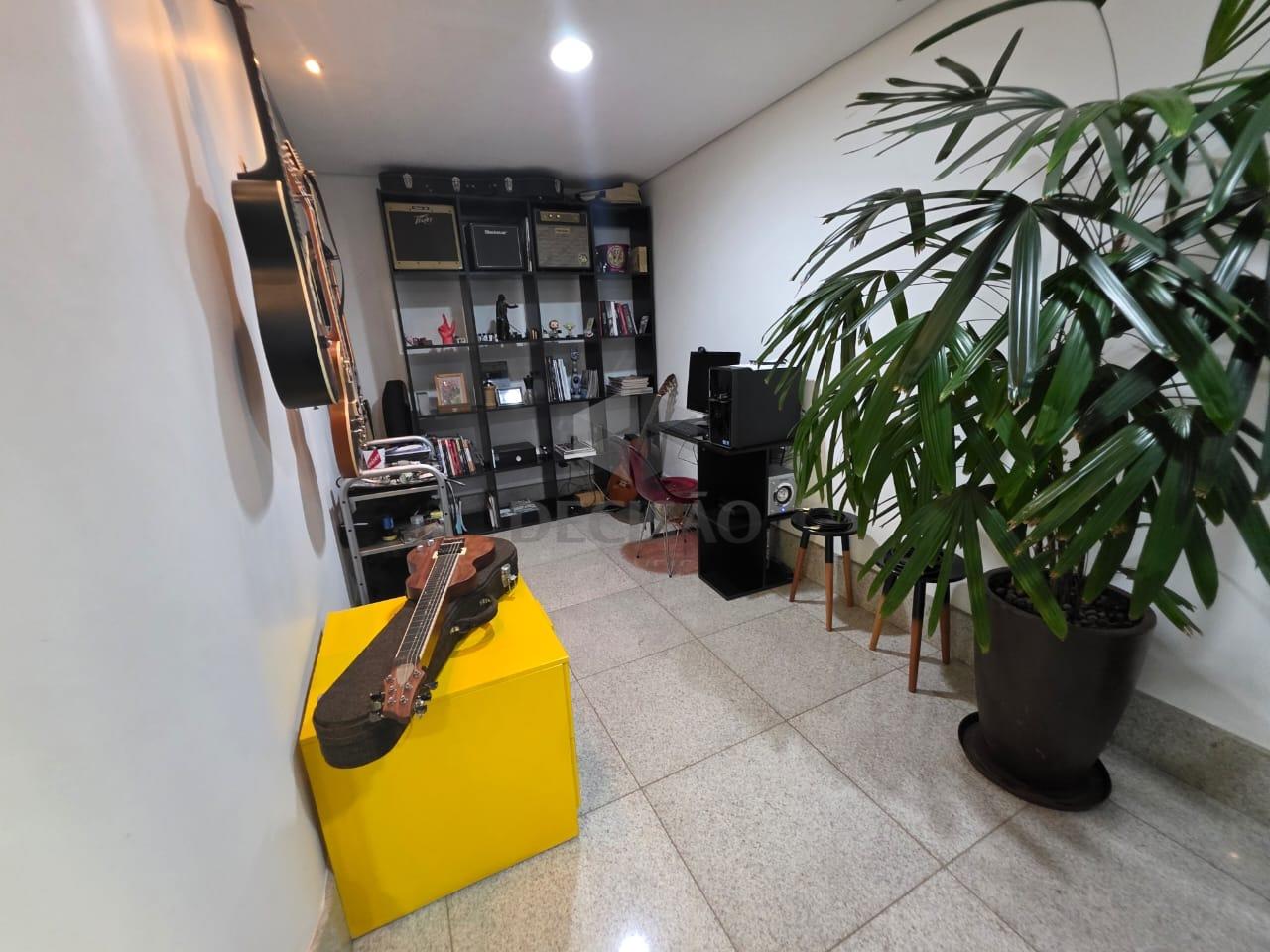 Apartamento 3 Quartos à venda no Cruzeiro: 