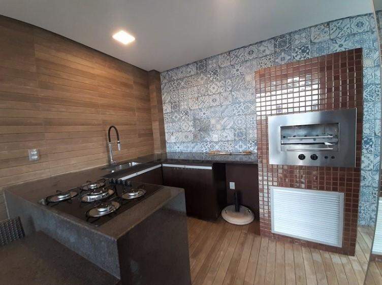 Área privativa à venda no Sagrada Família: espaço gourmet dentro do apartamento