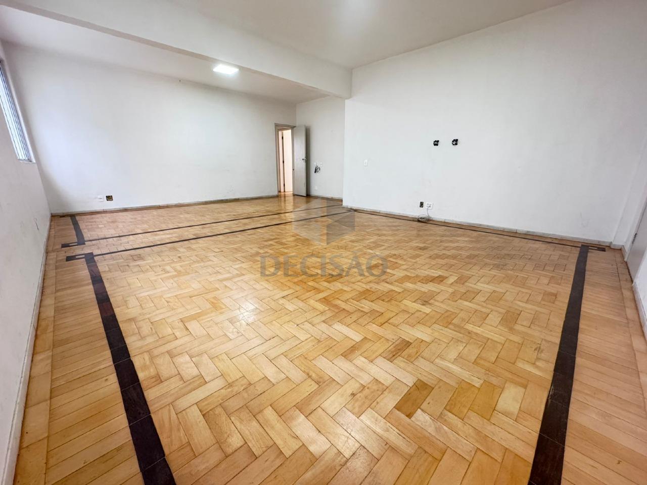 Apartamento 4 Quartos à venda no Funcionarios: 