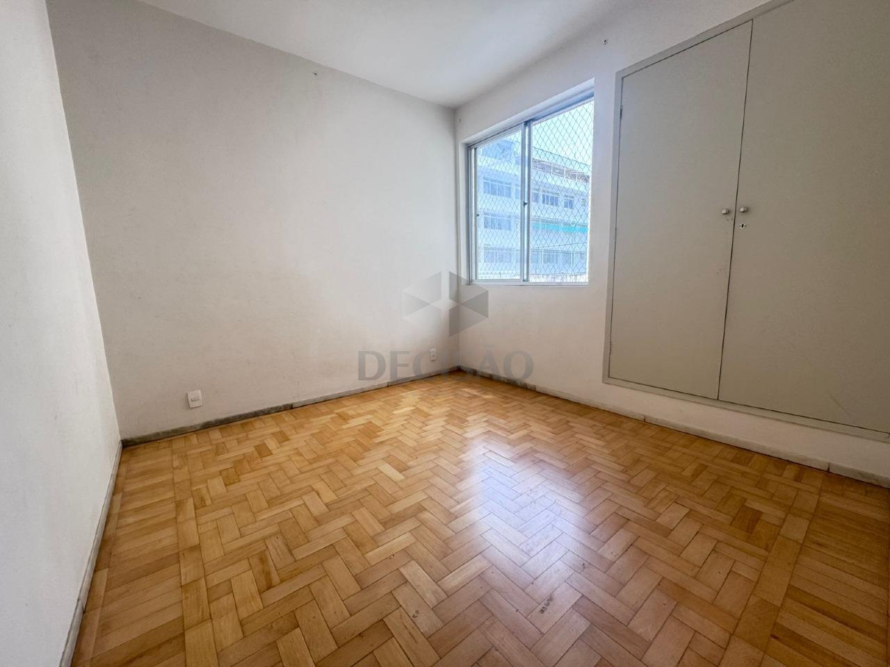 Apartamento 4 Quartos à venda no Funcionarios: 