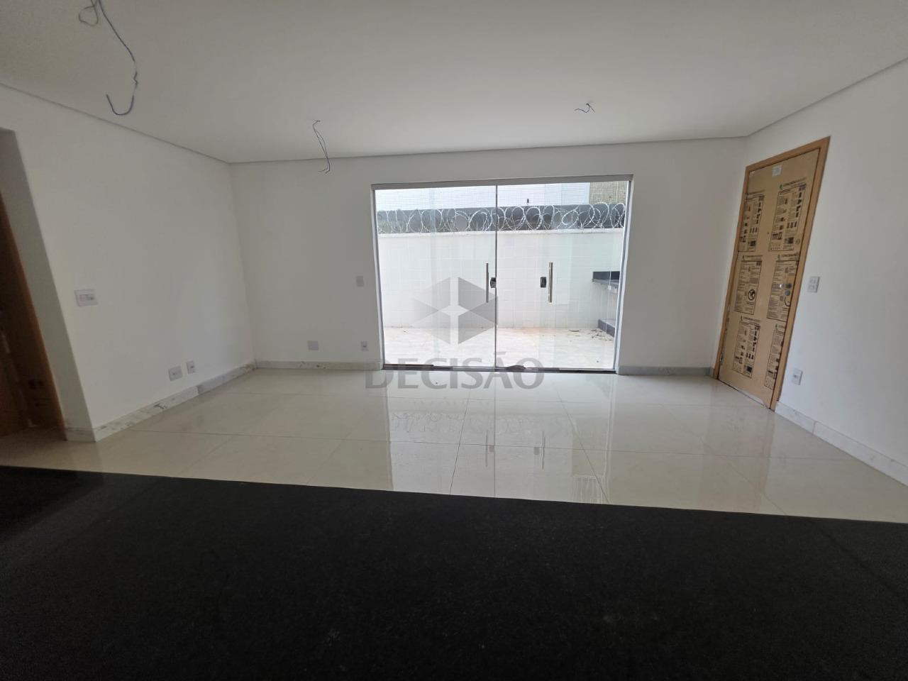 Área privativa à venda no Cruzeiro: 