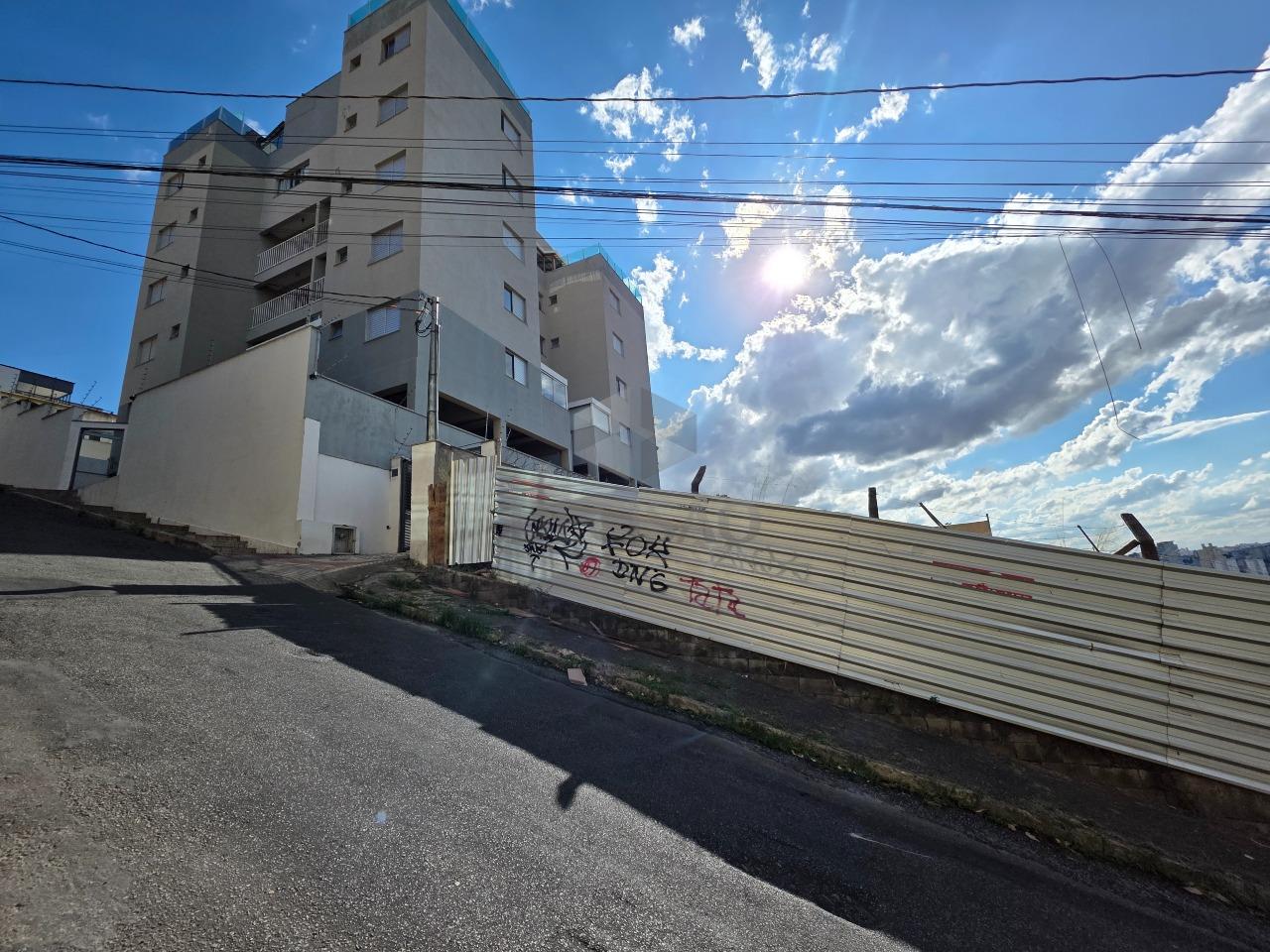 Lote à venda no Paraiso: 