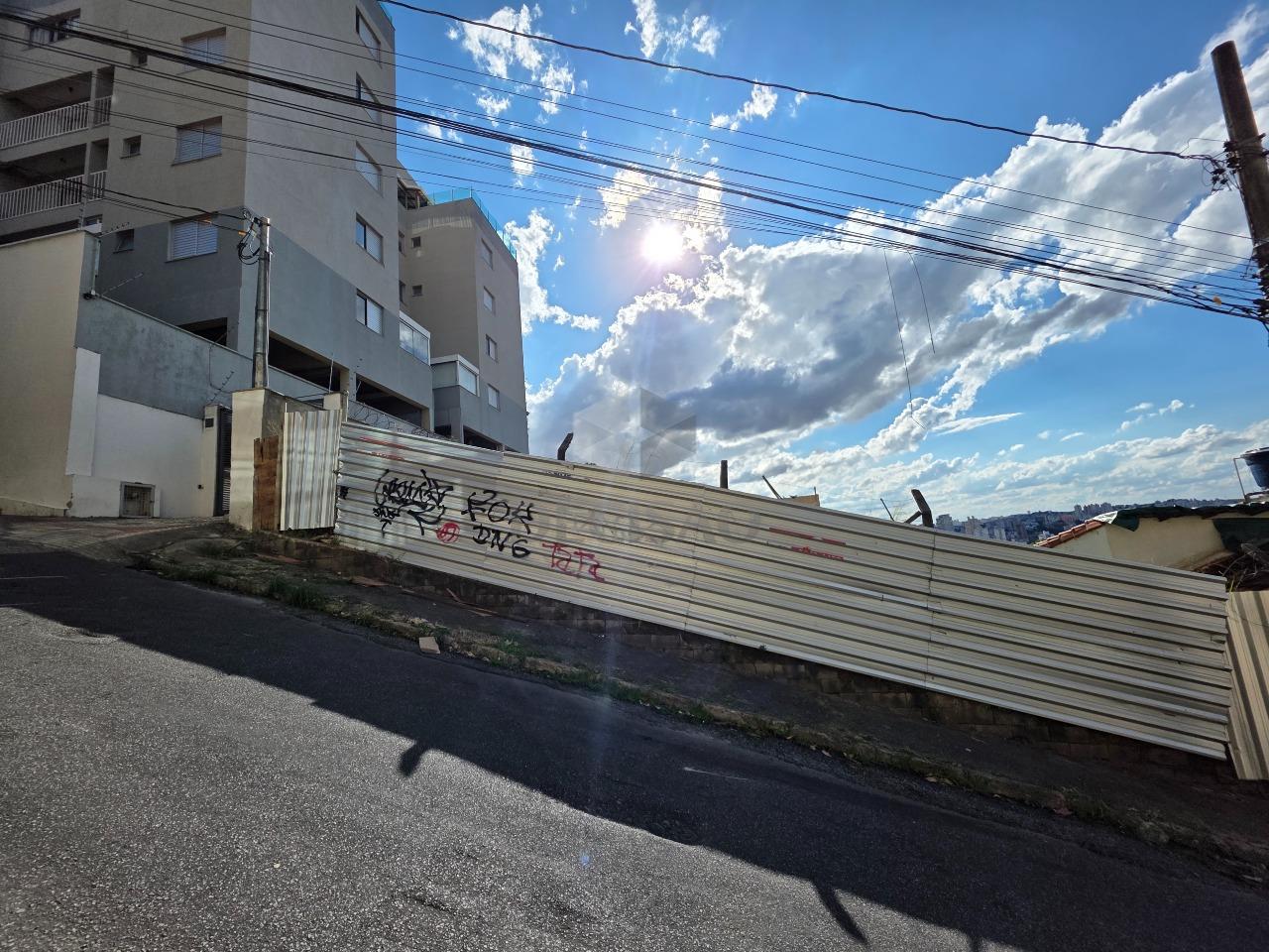 Lote à venda no Paraiso: 