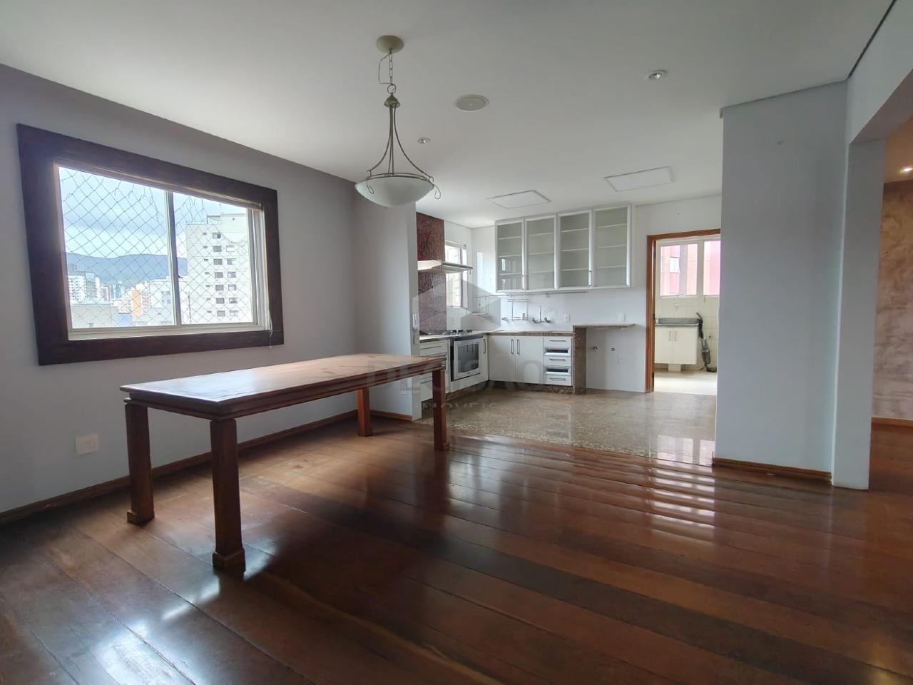 Apartamento 4 Quartos à venda no São Pedro: 