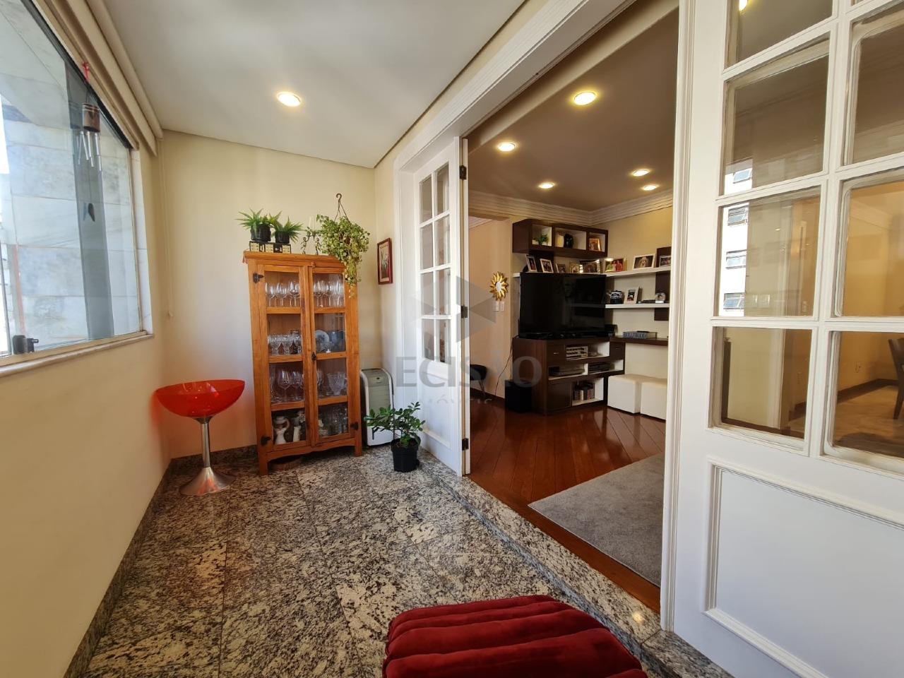 Apartamento 4 Quartos à venda no Funcionarios: 