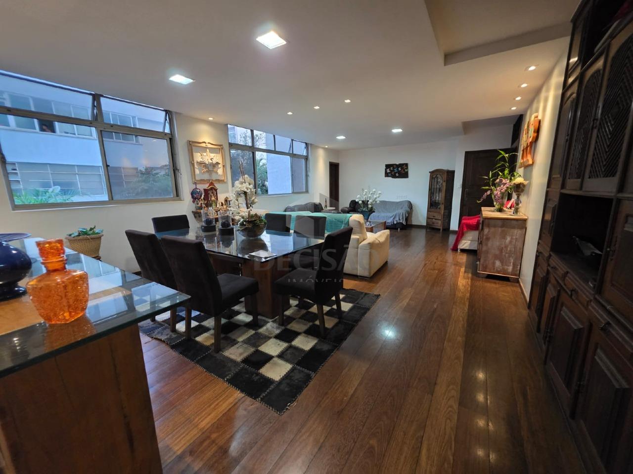 Apartamento 4 Quartos à venda no Santo Agostinho: 