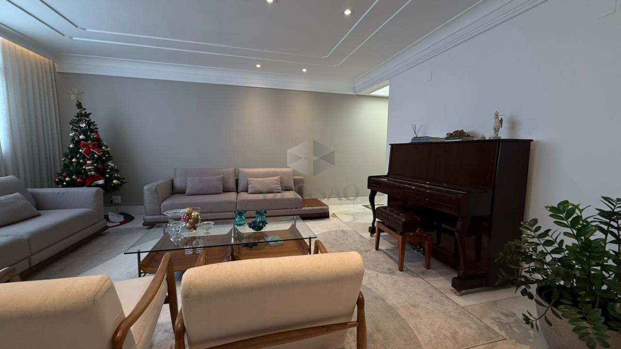 Apto Duplex à venda no Coraçao de Jesus: 