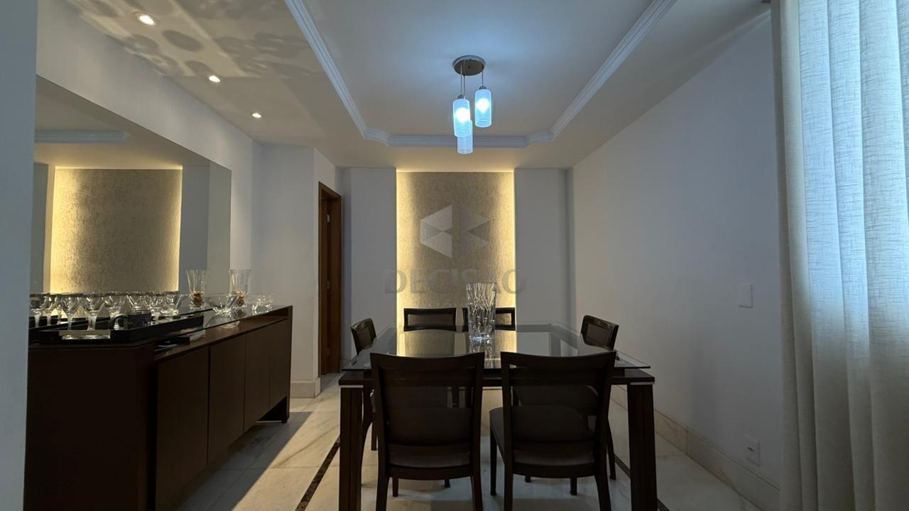 Apto Duplex à venda no Coraçao de Jesus: 