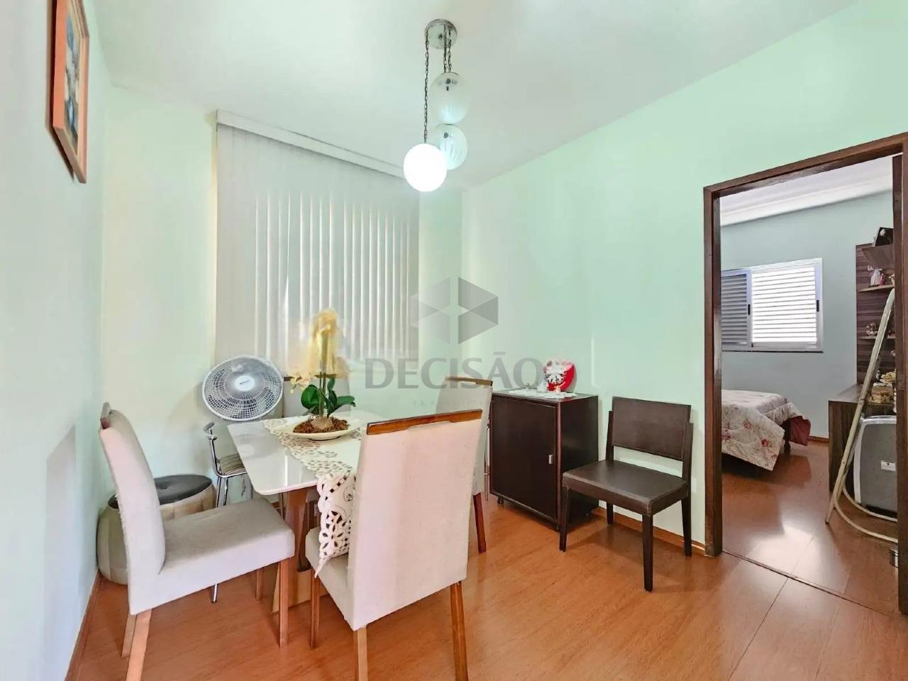 Casa à venda no Santa Efigênia: 