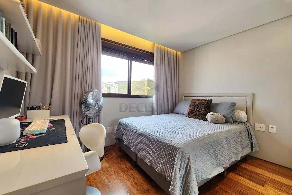 Apartamento 4 Quartos à venda no Sion: 