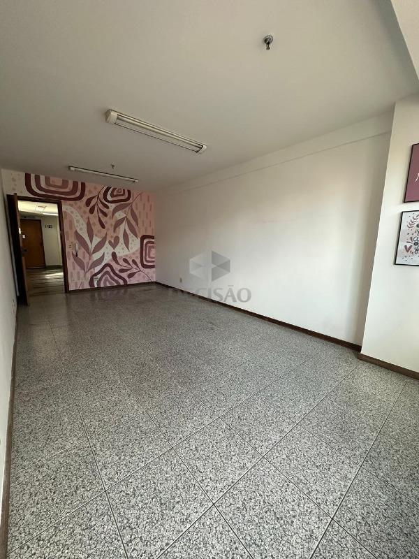 Sala à venda no Santa Efigênia: 