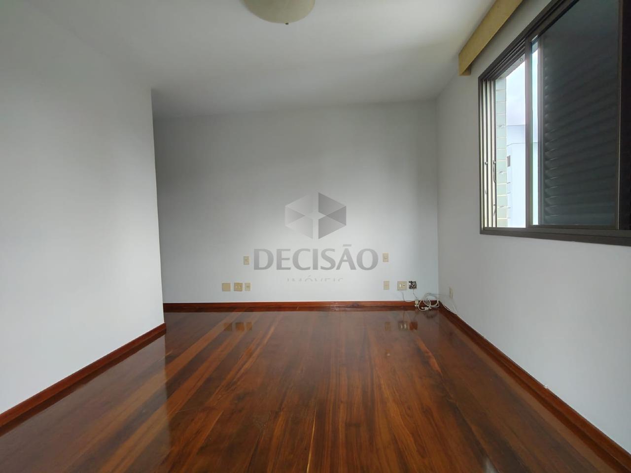 Apartamento 4 Quartos à venda no Santo Antonio: 
