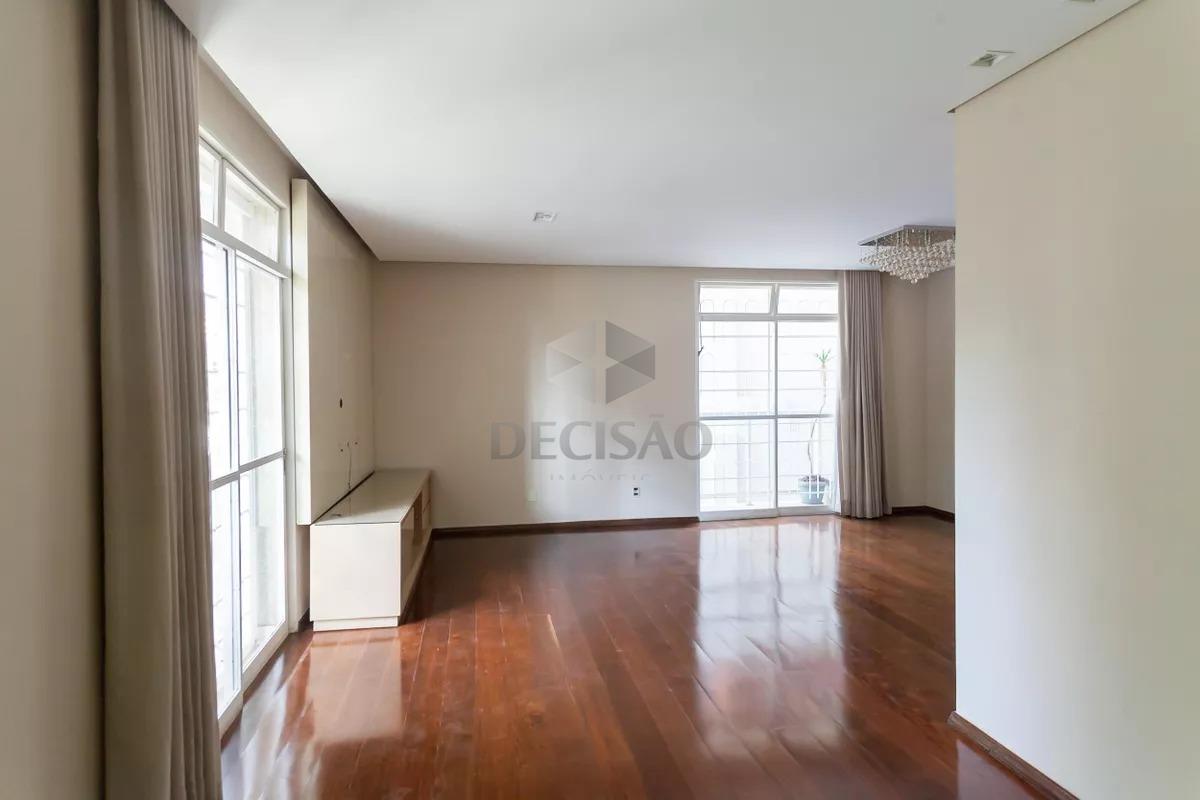 Área privativa à venda no Floresta: 