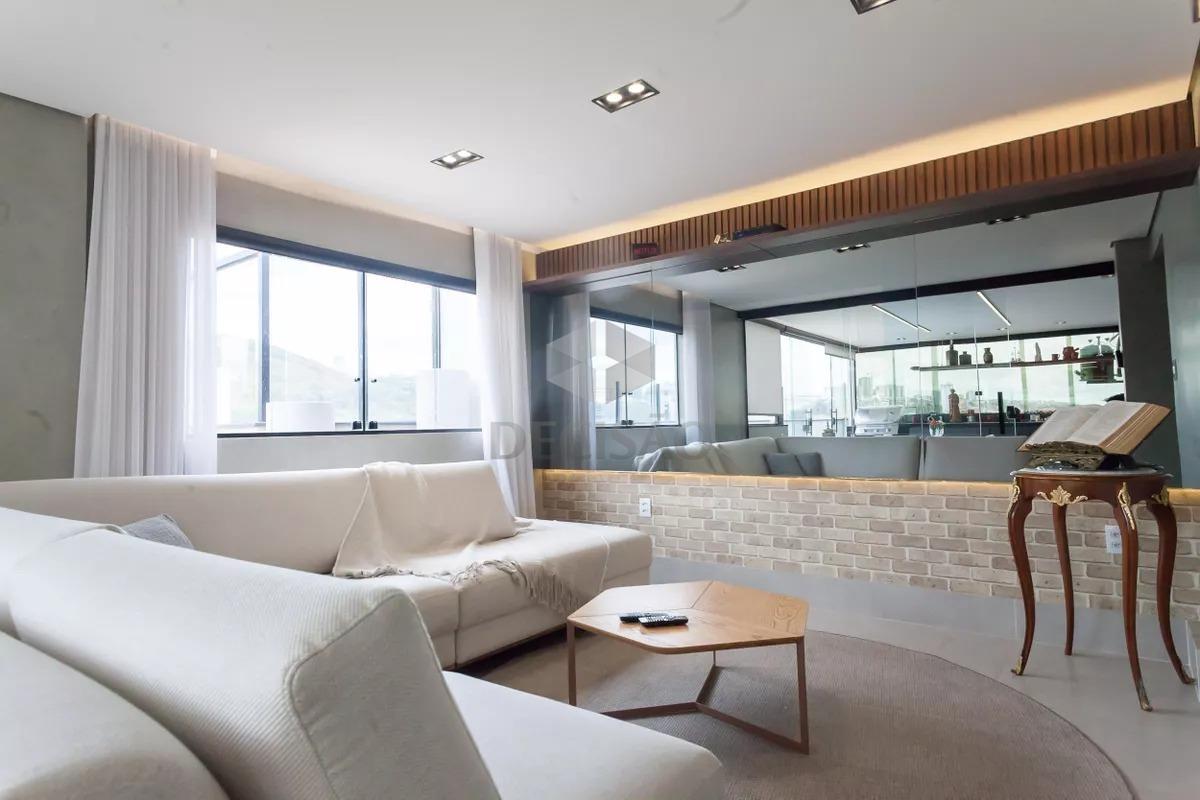 Cobertura Linear à venda no Estoril: 