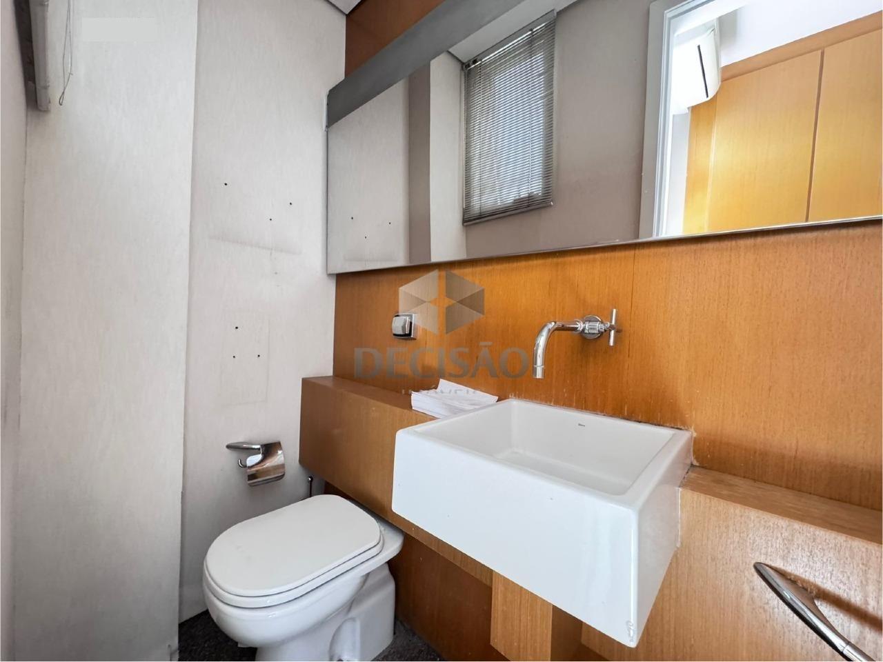 Sala à venda no Santo Antonio: 