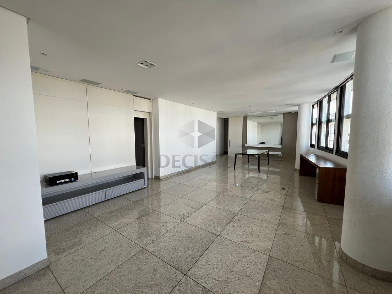 Apartamento 4 Quartos à venda no Funcionarios: 