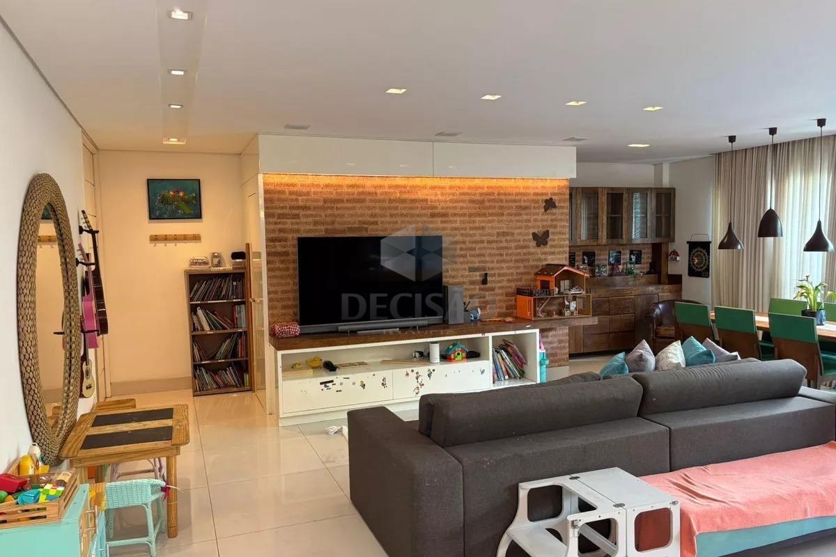 Área privativa à venda no Santo Agostinho: 