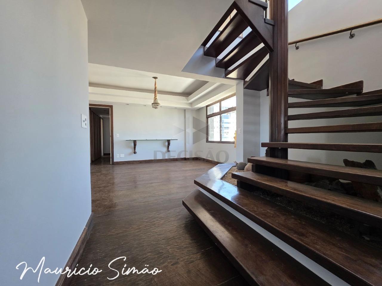 Cobertura à venda no Lourdes: 