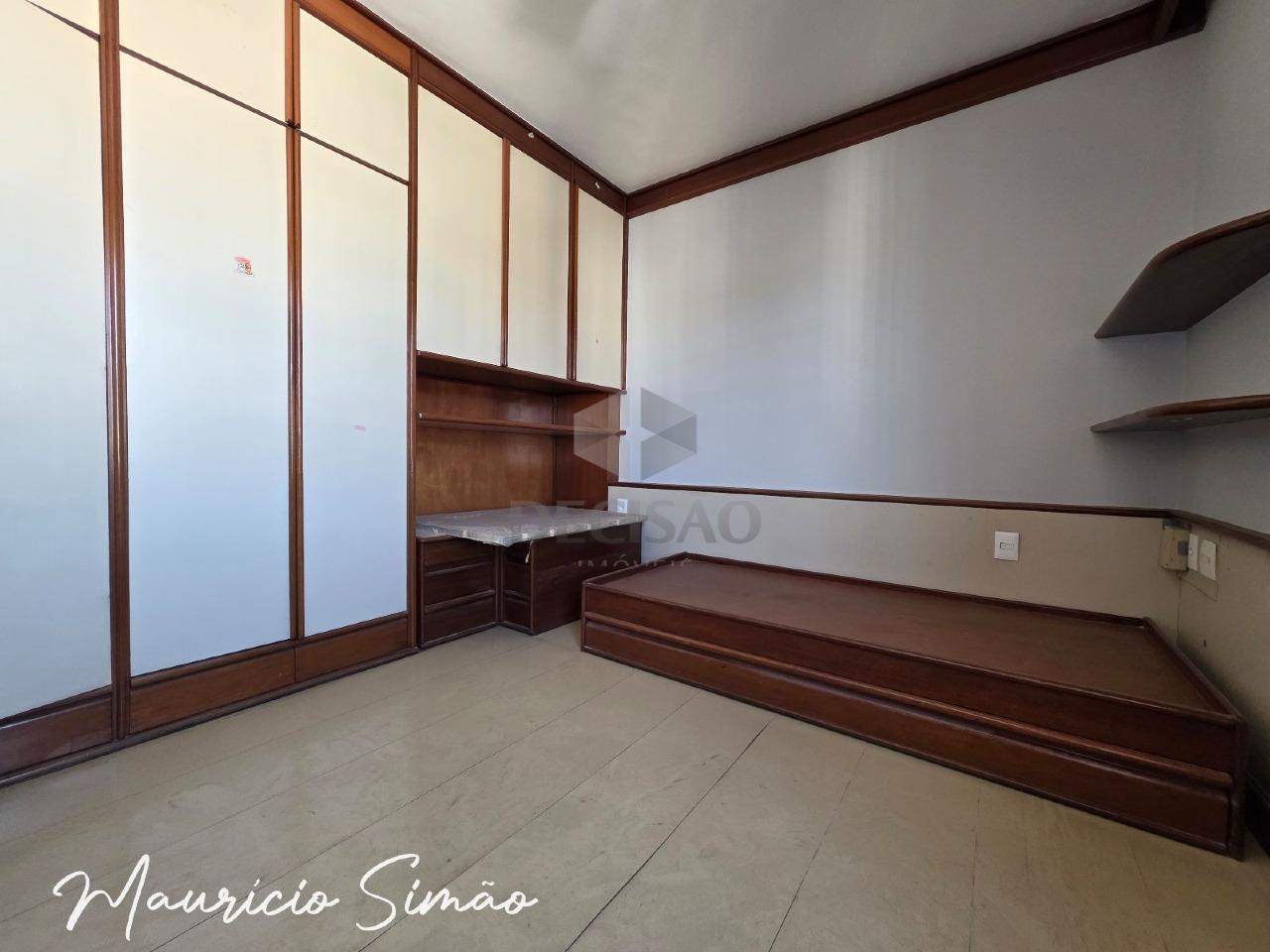 Cobertura à venda no Lourdes: 