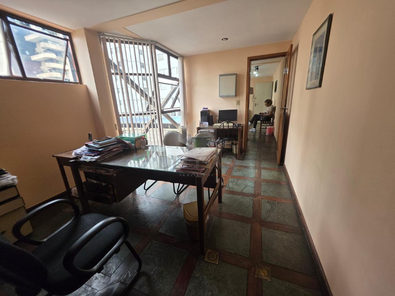 Sala à venda no Funcionarios: 