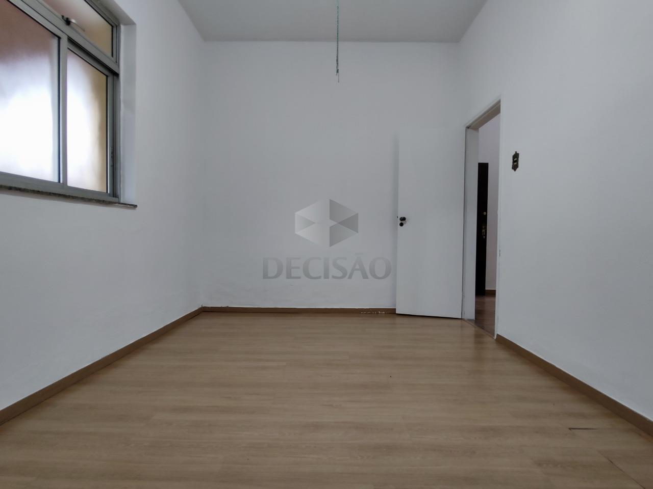 Casa à venda no Carlos Prates: 