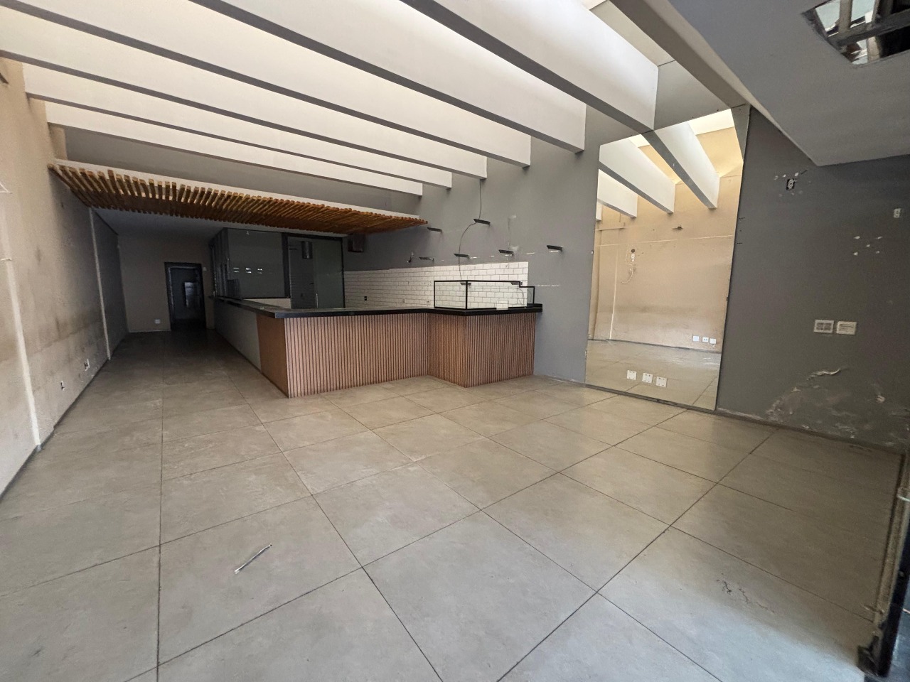 Loja para aluguel no União: 