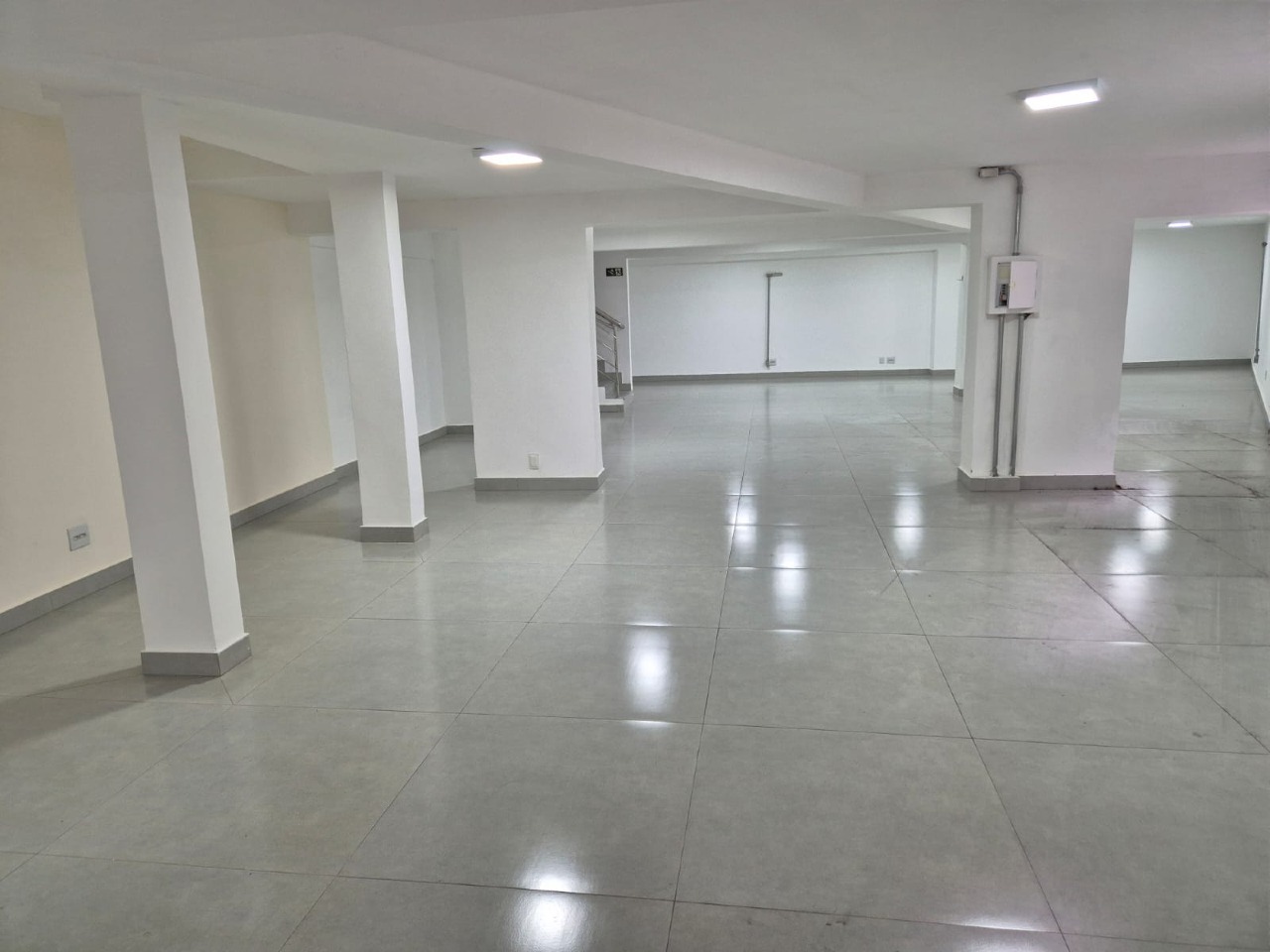 Loja para aluguel no Funcionarios: 