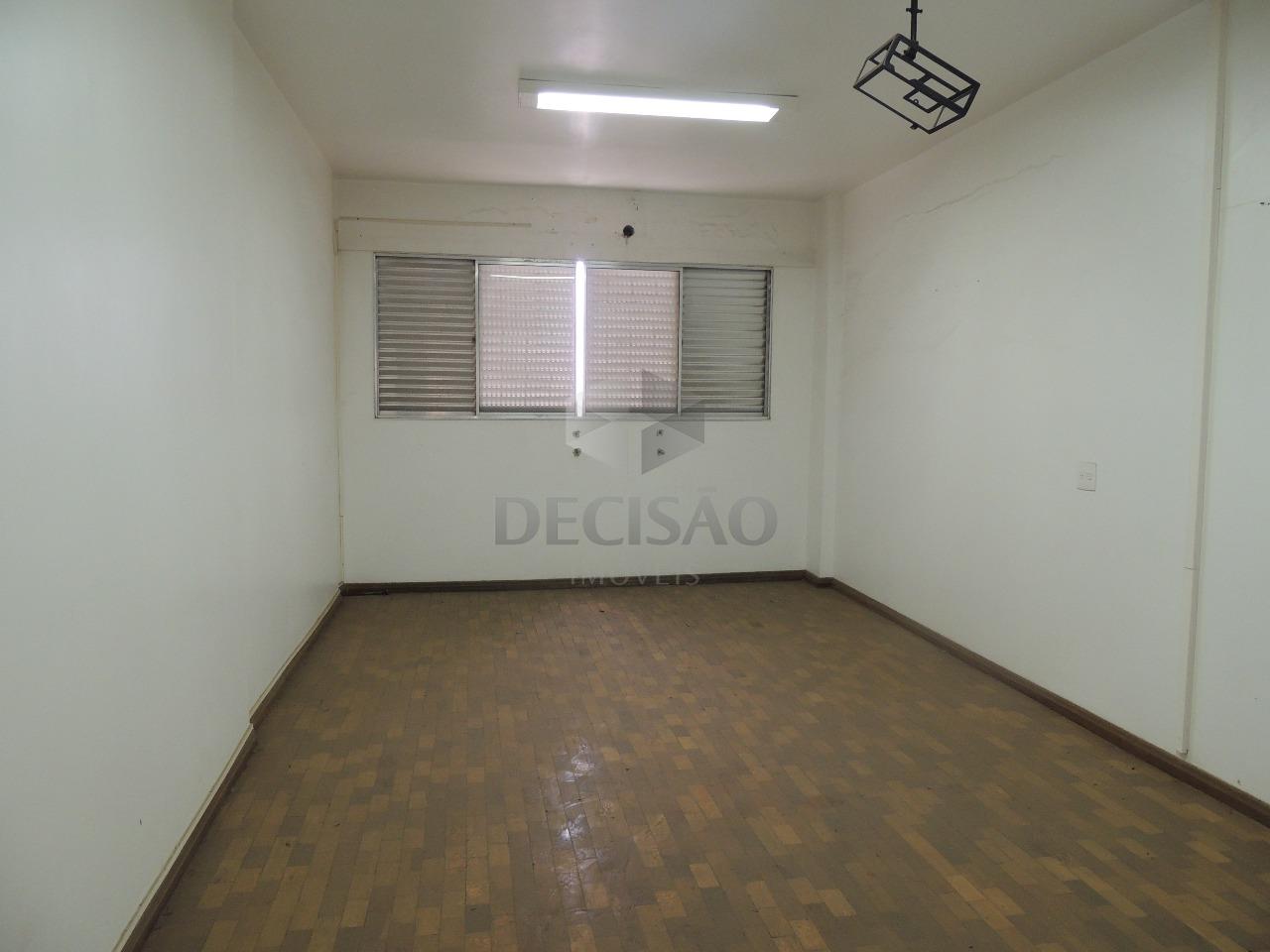Prédio Comercial para aluguel no Centro: 
