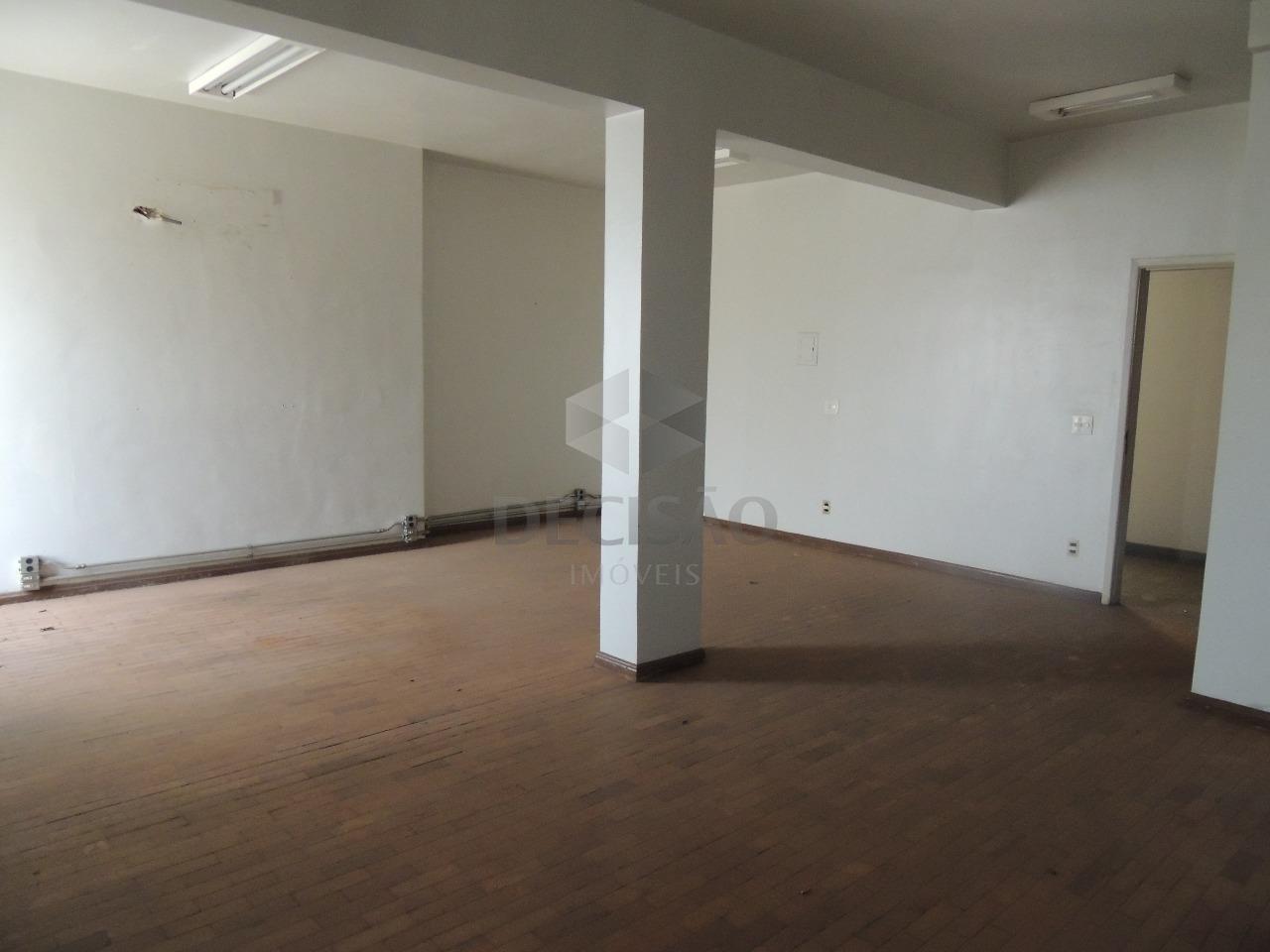 Prédio Comercial para aluguel no Centro: 