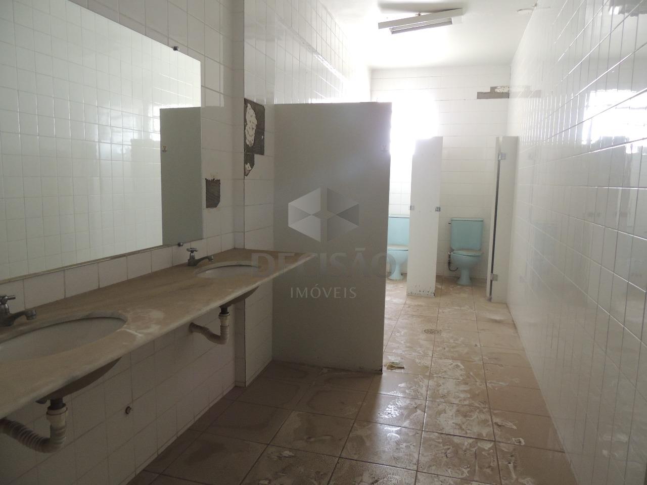 Prédio Comercial para aluguel no Centro: 