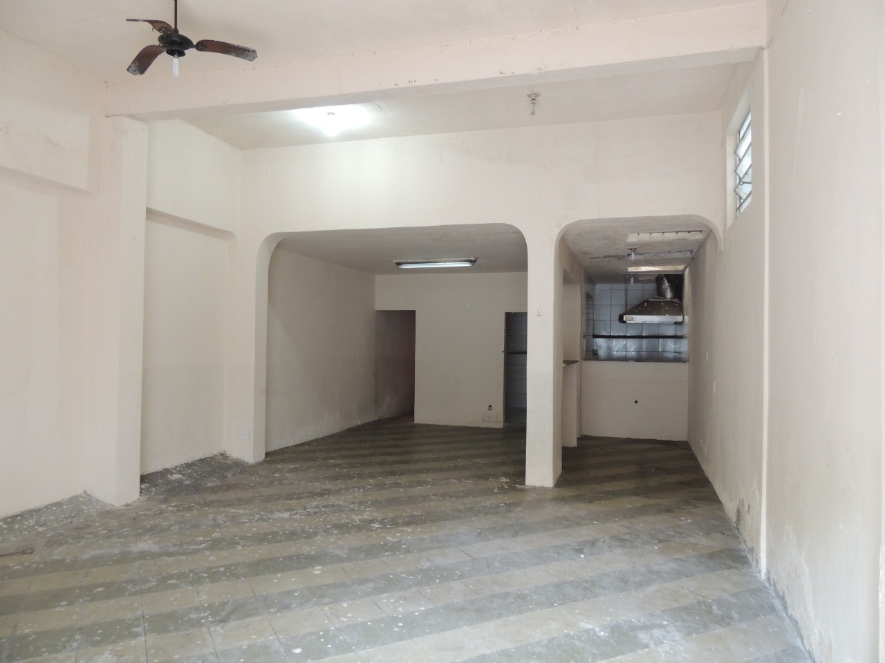 Prédio para aluguel no Serra: 