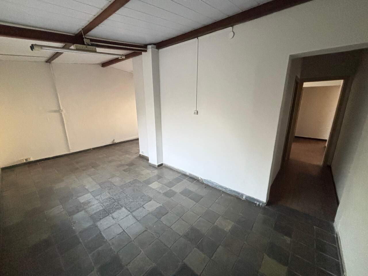 Casa comercial para aluguel no Barro Preto: 