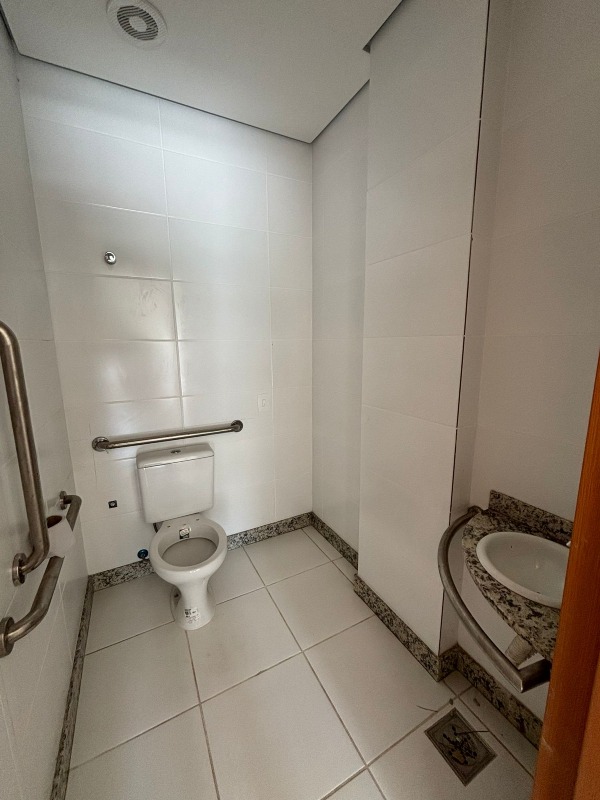 Loja para aluguel no Santa Lucia: 