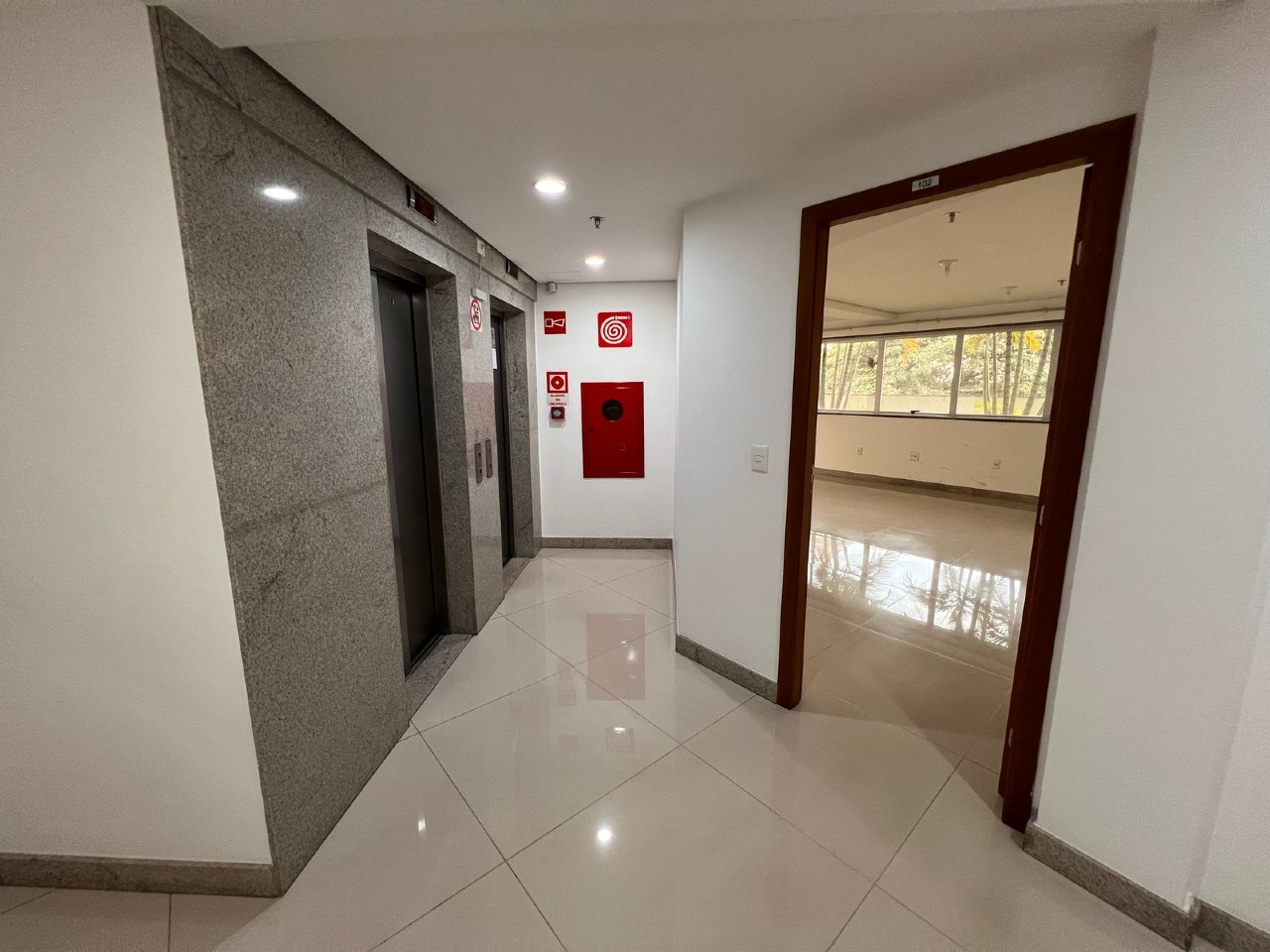 Andar para aluguel no Funcionarios: 