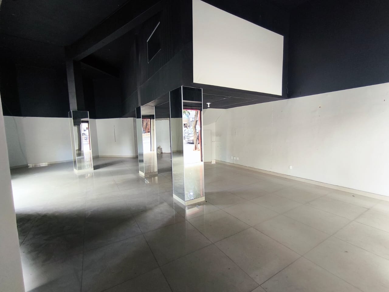 Loja para aluguel no Funcionarios: 