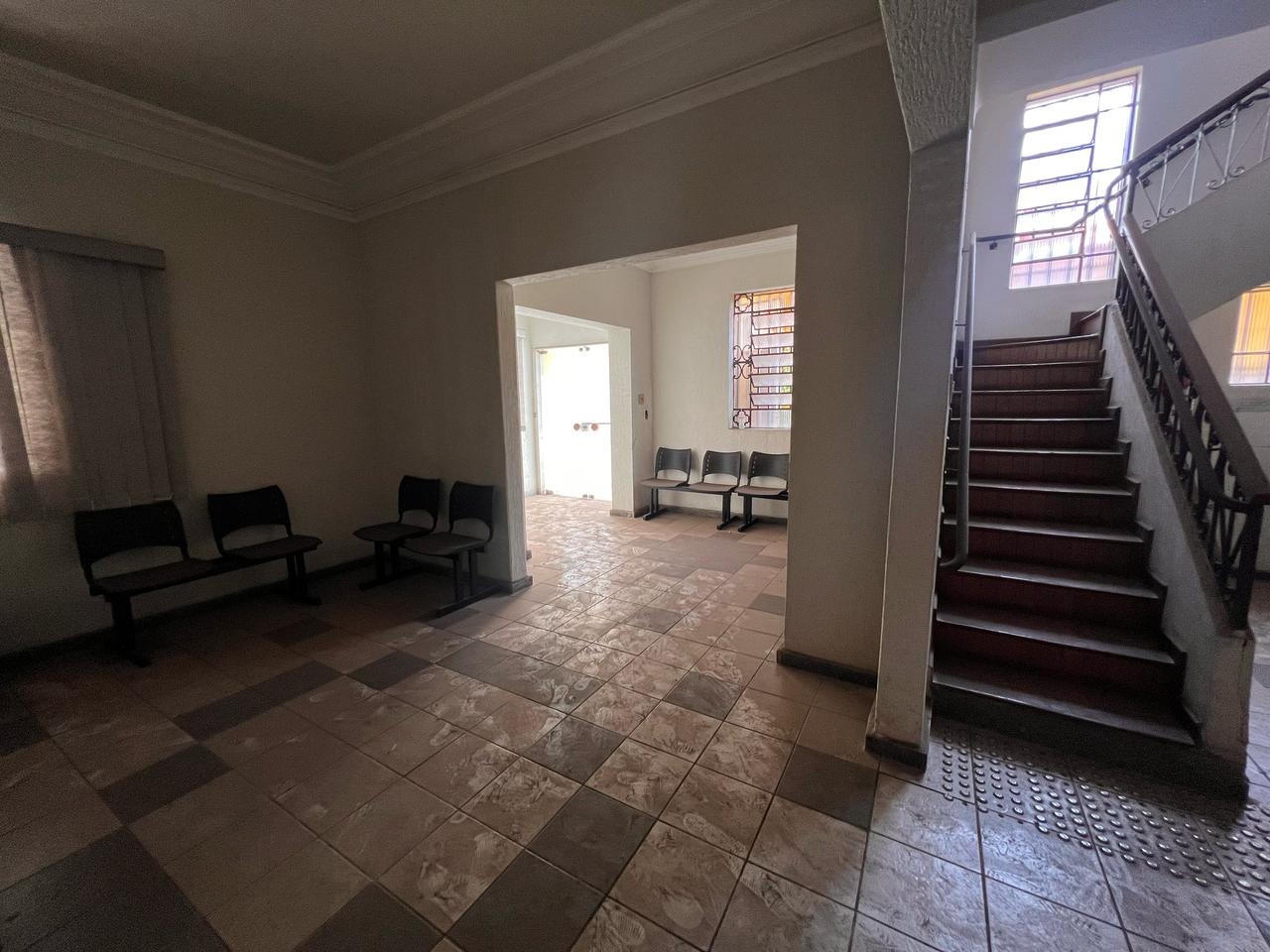 Casa comercial para aluguel no Santa Efigênia: 