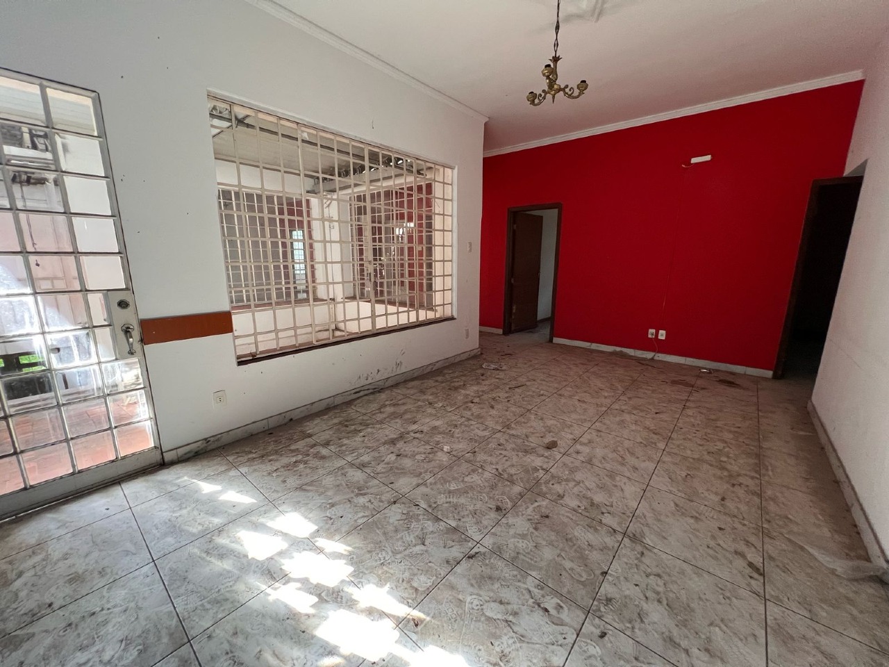 Casa comercial para aluguel no Santa Efigênia: 