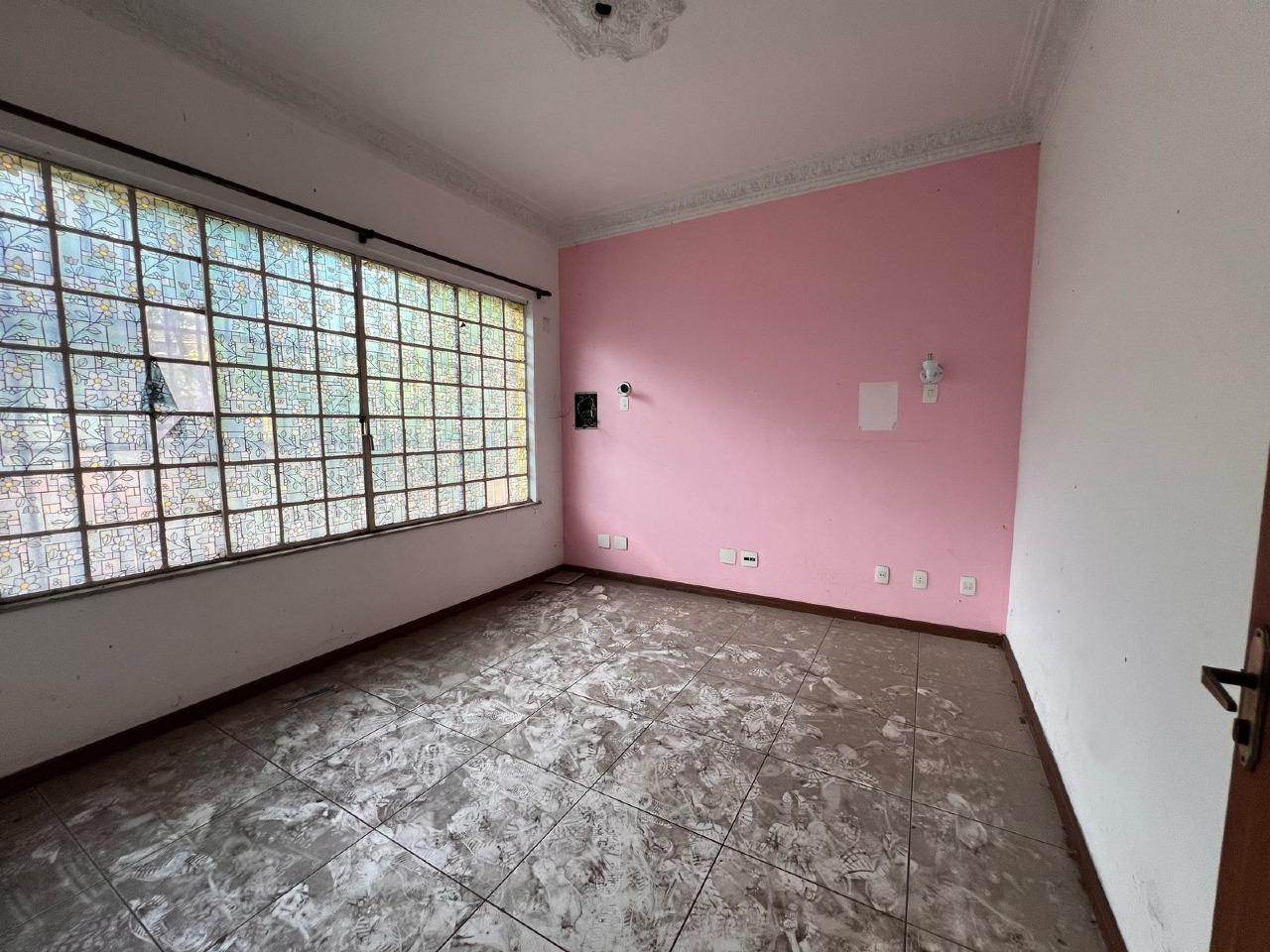 Casa comercial para aluguel no Santa Efigênia: 