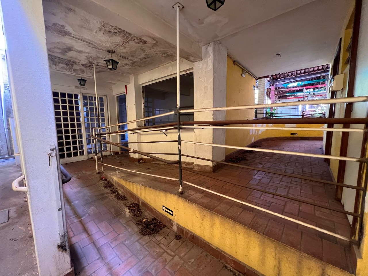 Casa comercial para aluguel no Santa Efigênia: 