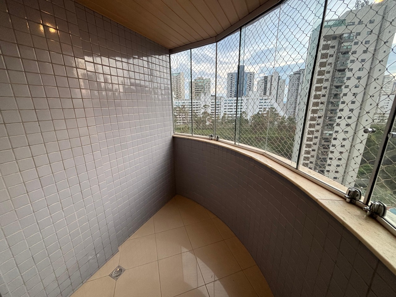 Apartamento 3 Quartos para aluguel no Belvedere: 