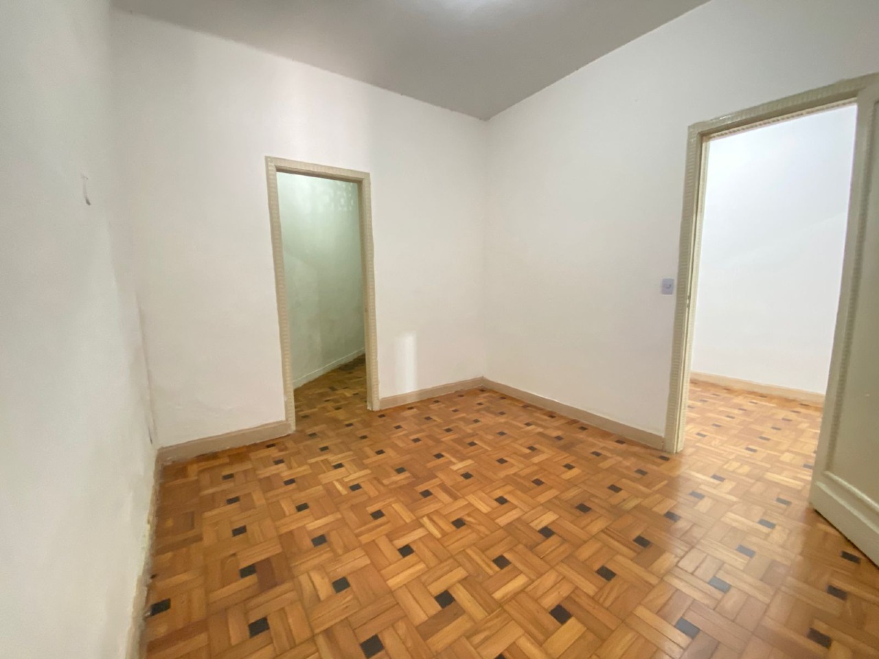 Casa comercial para aluguel no Santa Efigênia: 