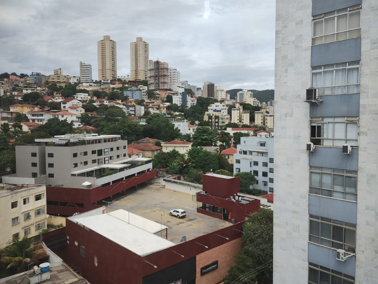 Sala para aluguel no Serra: 