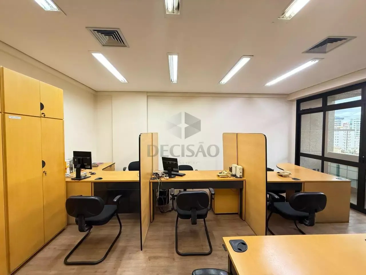 Sala para aluguel no Santa Efigênia: 