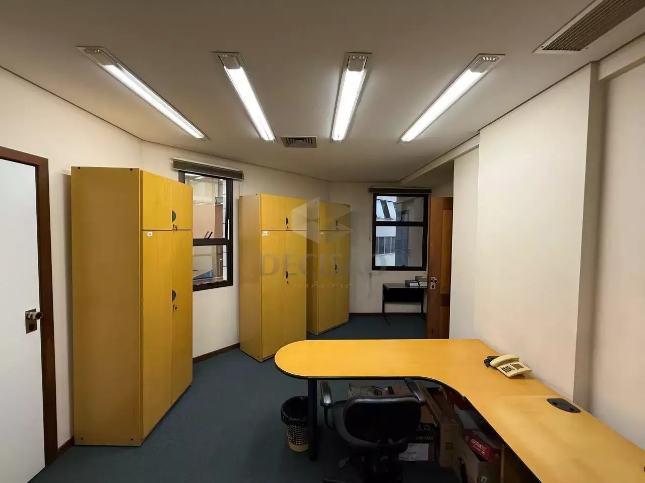 Sala para aluguel no Santa Efigênia: 