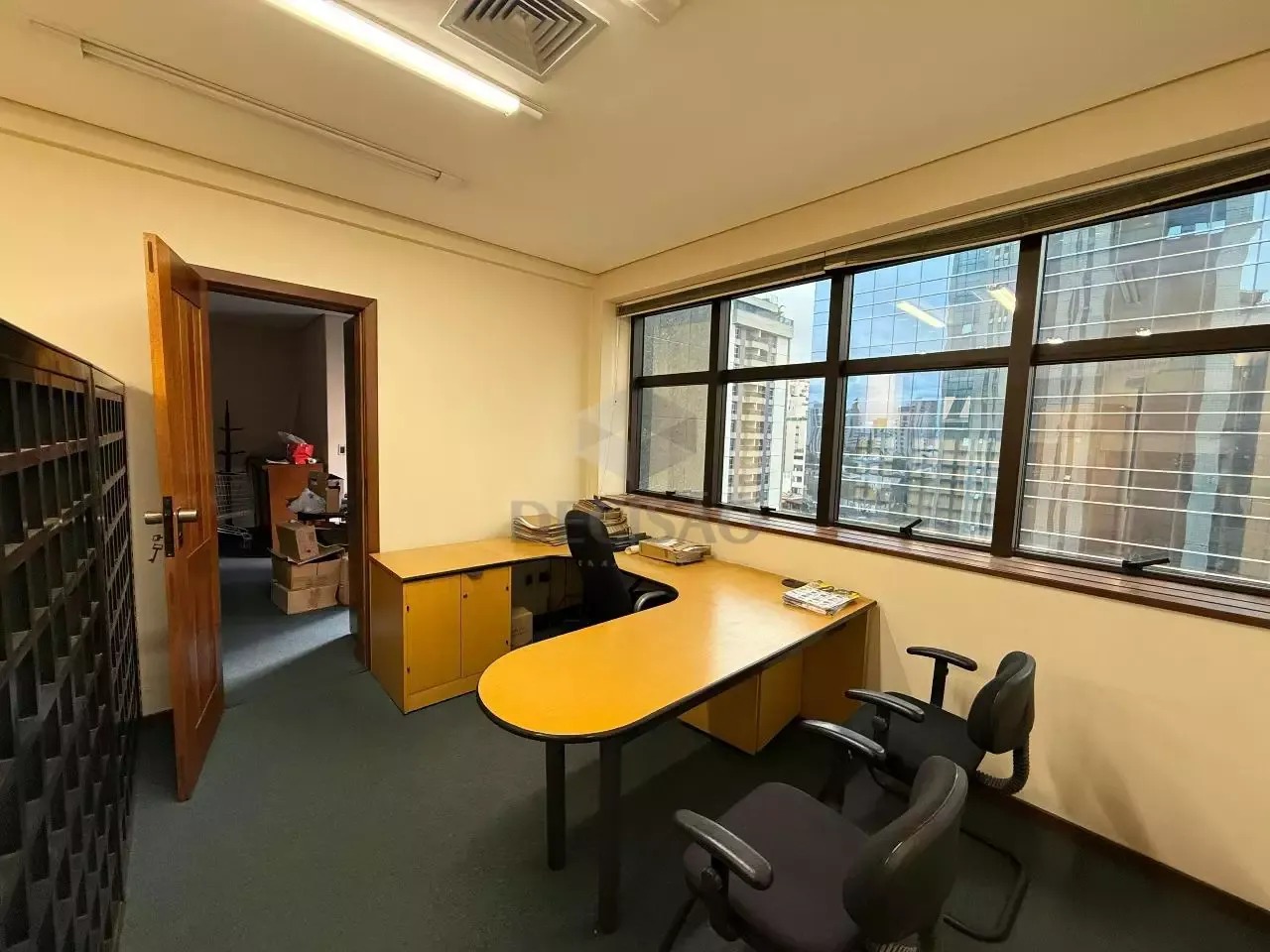 Sala para aluguel no Santa Efigênia: 