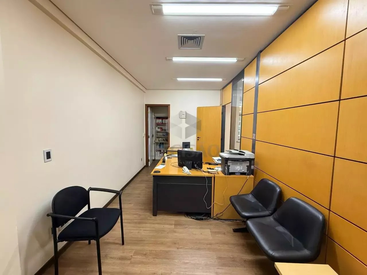 Sala para aluguel no Santa Efigênia: 