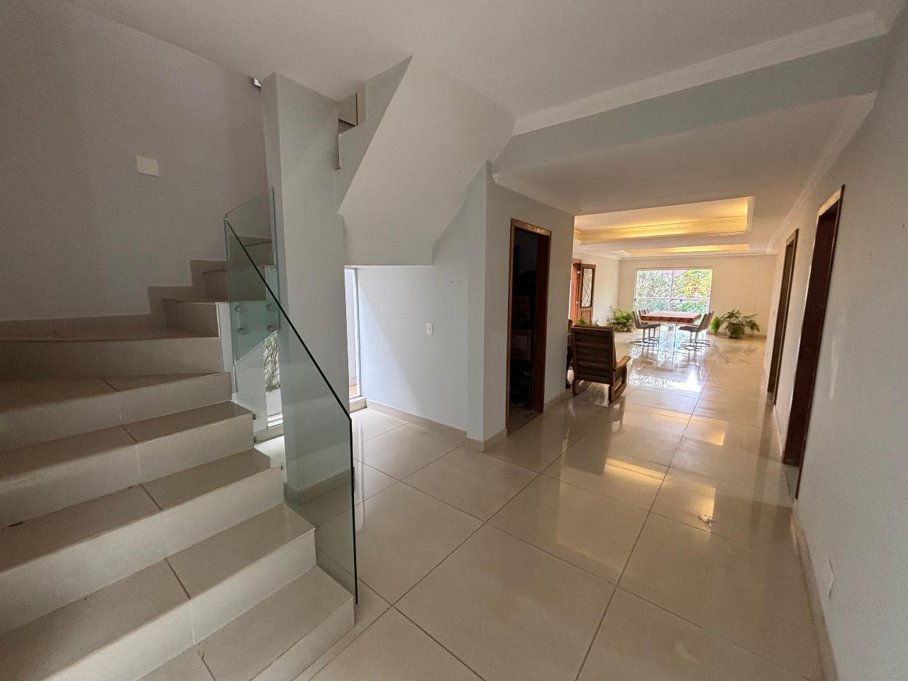 Casa para aluguel no Mangabeiras: 