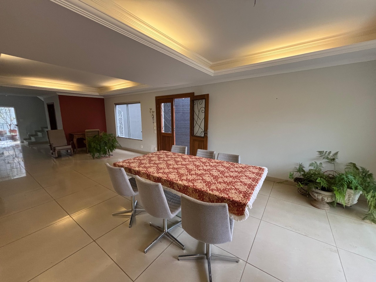 Casa para aluguel no Mangabeiras: 